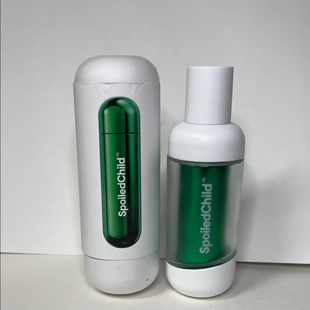 Spoiled Green and White Face Serum1oz